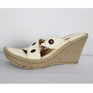 Born Cream Leather Wedge Sandals Size 9